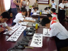 cours de caligraphie en Coree du Nord