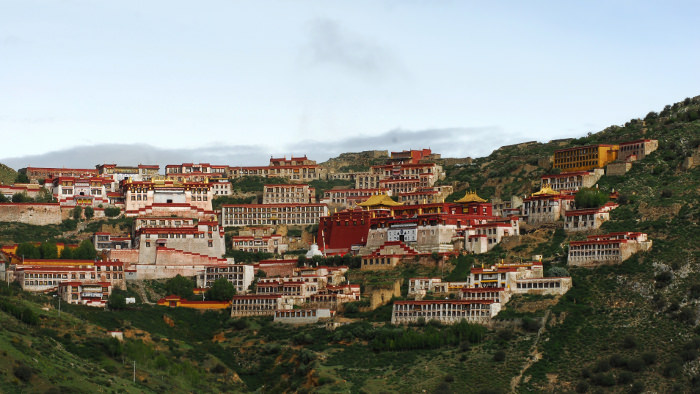 Monasterio Ganden en Tibet, China