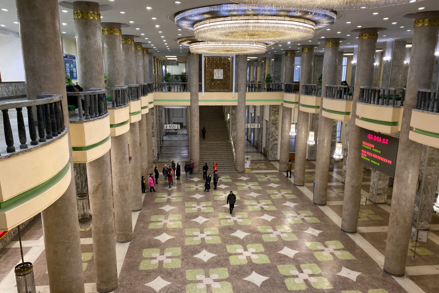 Gran Palacio de Estudios del Pueblo en Piongyang, Corea del Norte