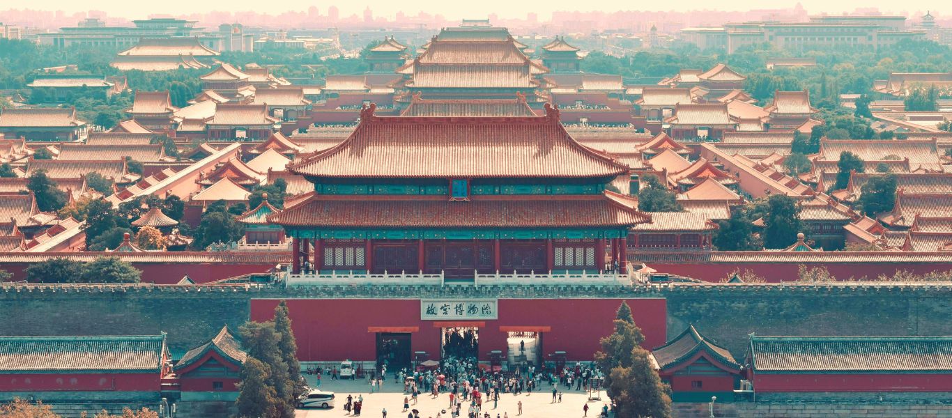 Vistas de la Ciudad Prohibida desde la colina del Parque Jingshan en Pekin, Beijing, capital de China. Viaje a China con KTG