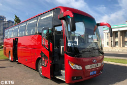 Autobús en Pyongyang para un viaje organizado por KTG Tours en Corea del Norte
