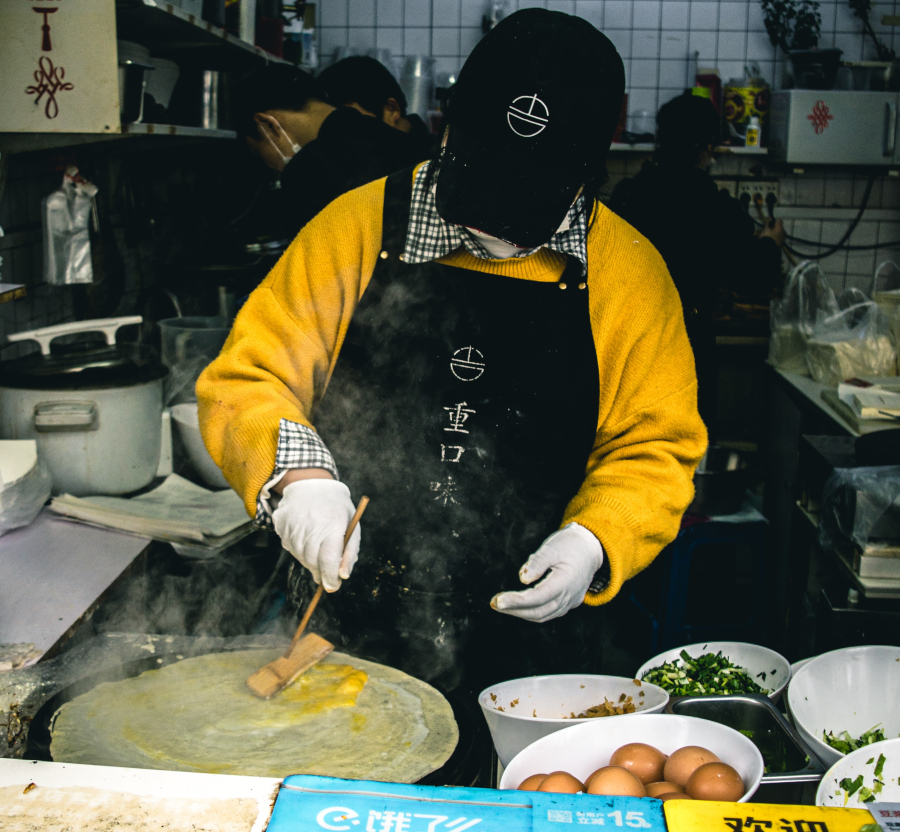 Jianbing crepe in Jingan in Shanghai, China. Try them on our bike and food tour of Shanghai 
