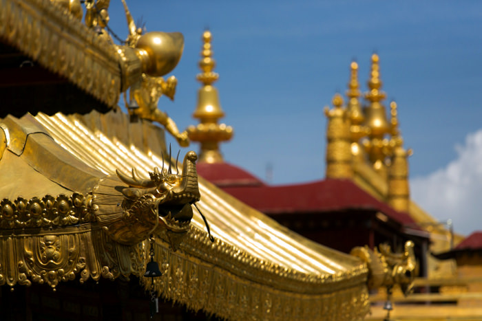 vistas del templo de Jokhang en Lhasa, Tibet, China