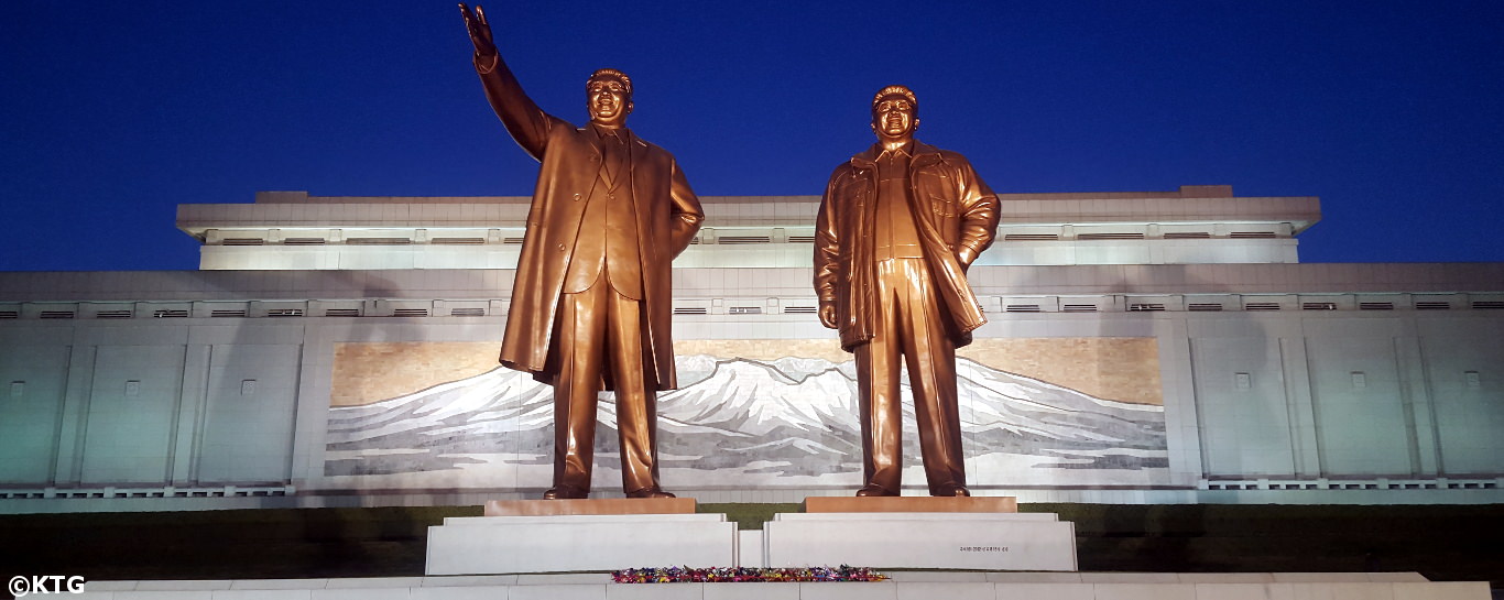 Mansudae Grand Monuments at night, Pyongyang (DPRK)