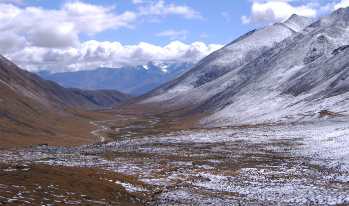 Paso de montaña en el Tíbet, China