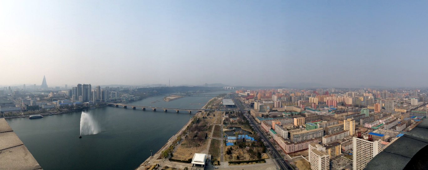 Vistas de Pyongyang desde la Torre Juche