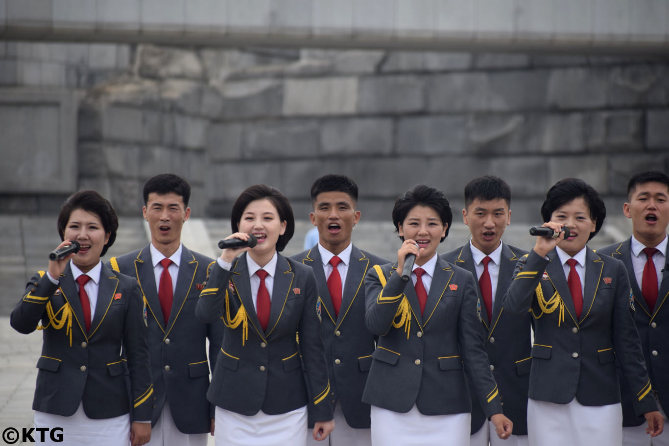 concierto en la calle en Pyongyang capital de Corea del Norte. Viaje organizado por KTG Tours