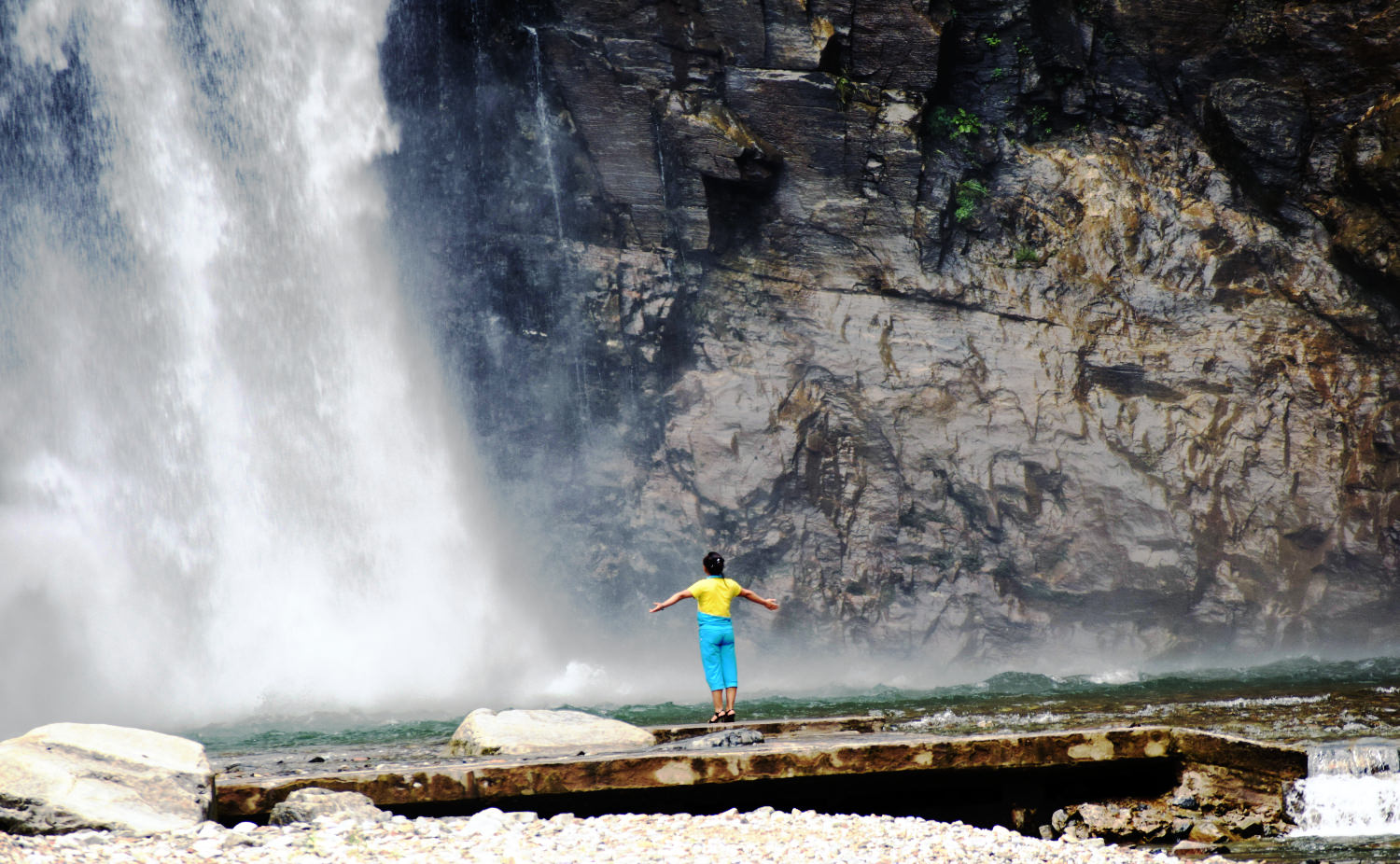 Cataratas Ullim en Corea del Norte (RPDC)