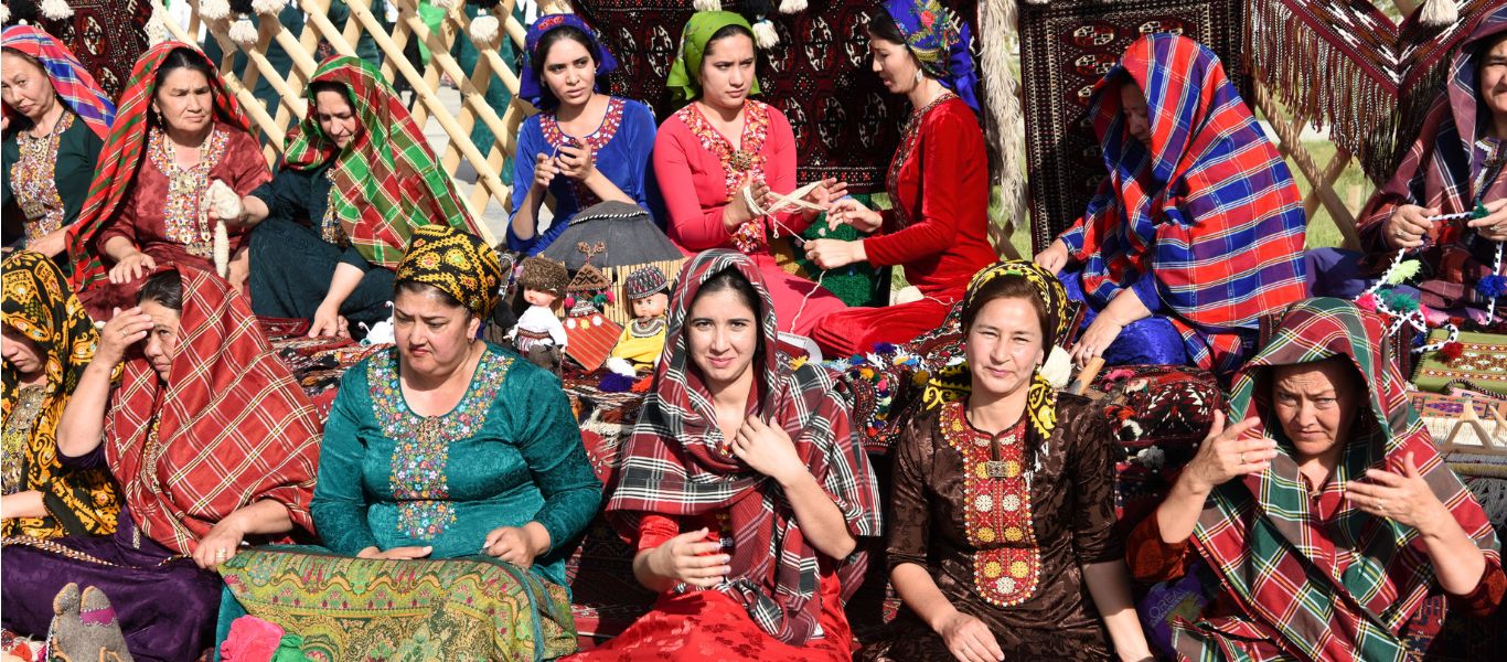 Mujeres turkmenas en el oeste de Turkmenistán