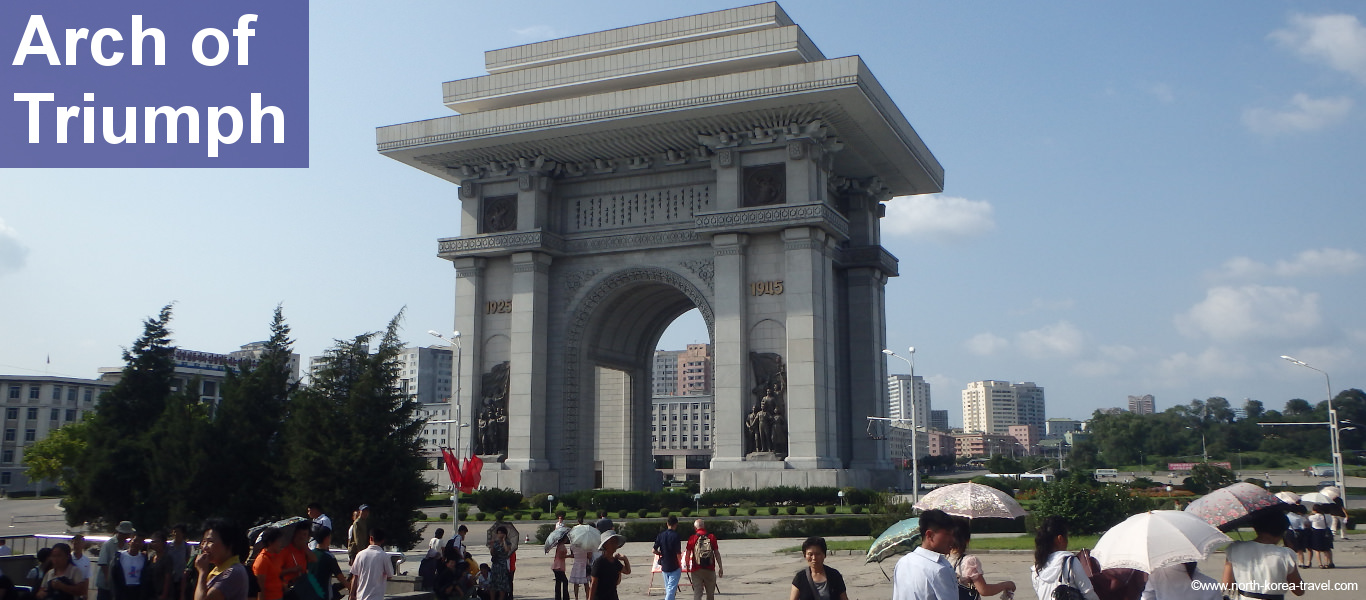 Arco del Triunfo en Pyongyang la capital de Corea del Norte. Viaje con KTG Tours