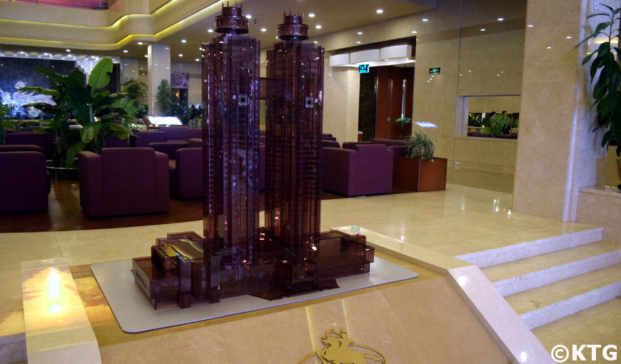 Lobby del Hotel Koryo en Pyongyang, Corea del Norte (RPDC)