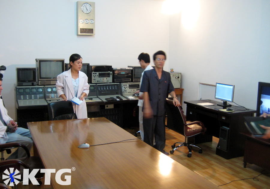 Konferenzraum in der Entbindungsklinik Pjöngjang in Nordkorea. Reise organisiert von KTG Tours