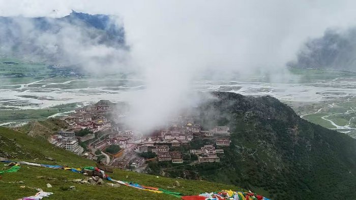 Monasterio de Ganden en el Tíbet a unos 50 km al este de Lhasa, China