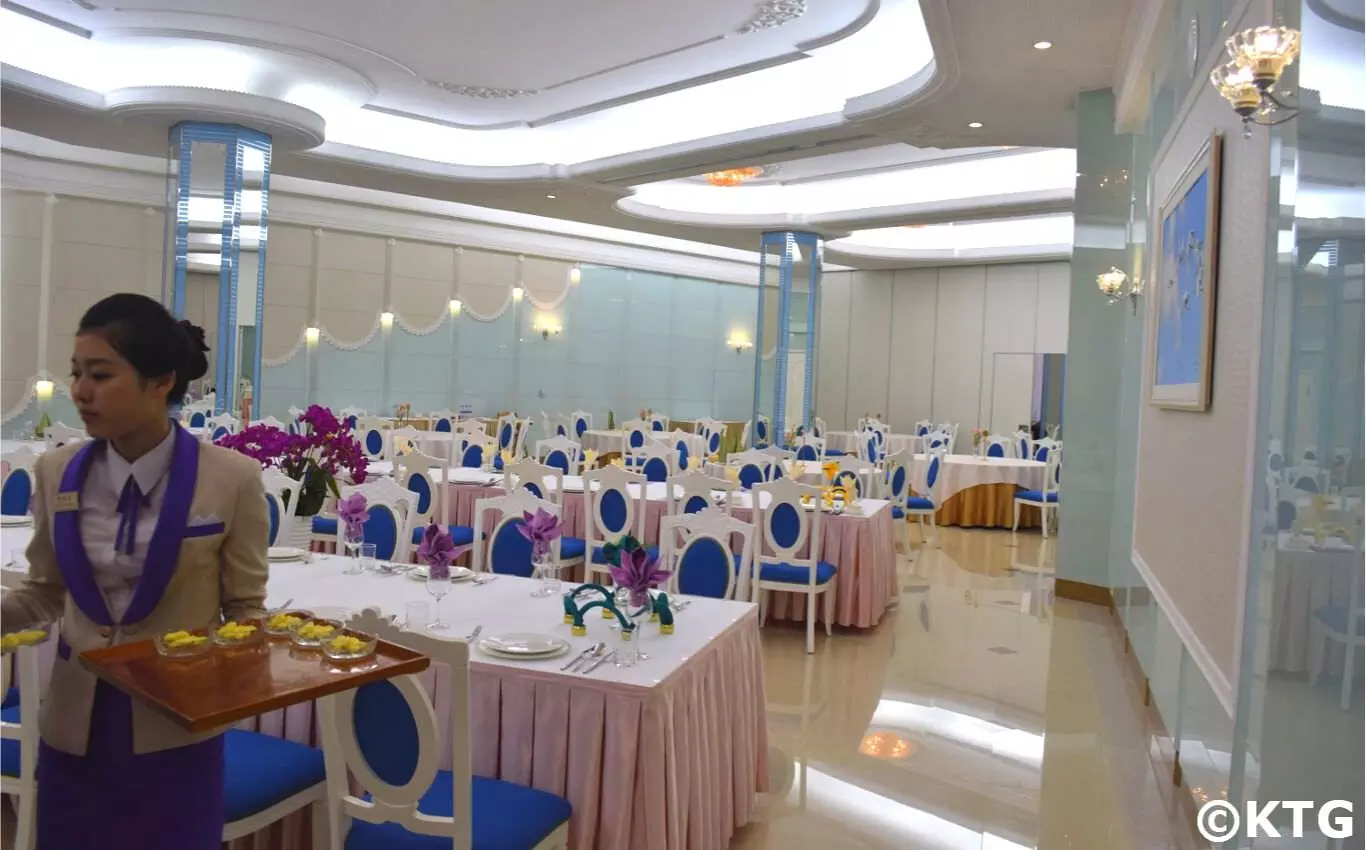 Esterno dell'Hotel Hyangsan dopo la ristrutturazione, fotografia scattata da KTG