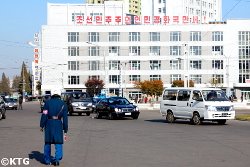 Coches en Corea del Norte. Viaje a la RPDC con KTG Tours