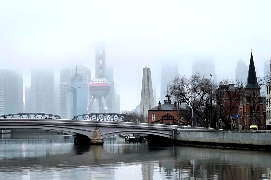 Shanghai bridges bike tour, China