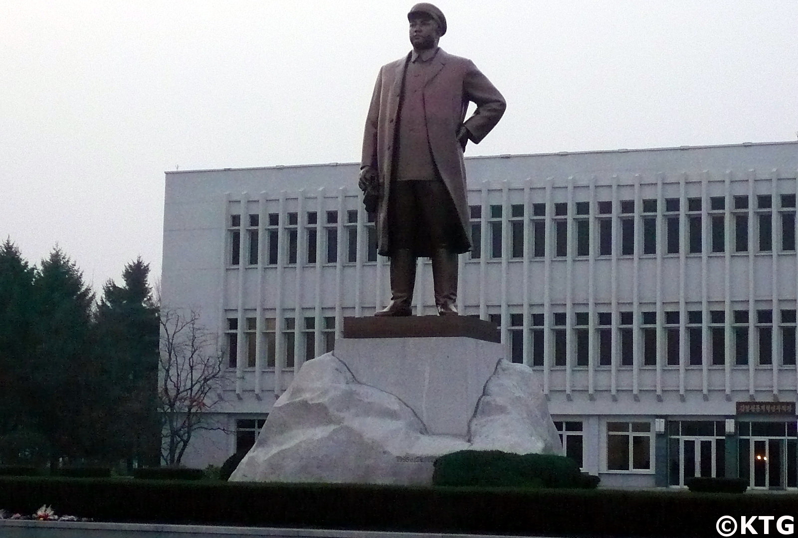 Estatua del Líder de Corea del Norte, el Presidente Kim Il Sung, en Wonsan