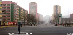 Kaesong Corea del Norte | KTG&reg; Tours | La Guerra Fr&iacute;a, Antiguos Tesoros y Sopa de Carne de Perro - a 8 km al norte de la zona desmilitarizada coreana (Pamunjom) en Corea del Norte est&aacute; esta hist&oacute;rica ciudad coreana que tiene nada menos que 12 Patrimonios de la Humanidad por la UNESCO