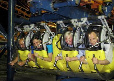 Night out at Pyongyang Amusement Park (Photo taken by Filip A.)